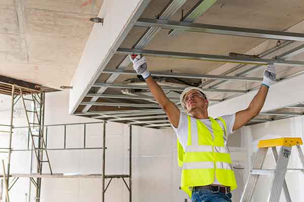 Rails pour faux plafond